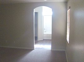  	superb 4x2.5 in Riata West, All Appliances, 3 Car Garage!  in Buckeye, AZ (Photo 7 of 12)