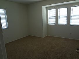 Immaculate - Ready Now - Reduced - Hurry, Hurry! in Victorville, CA (Photo 4 of 12)