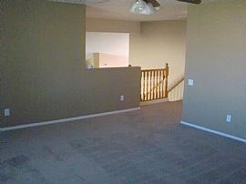 Gorgeous 4 Bedroom with Pool Many Upgrades!  in Glendale, AZ (Photo 7 of 12)
