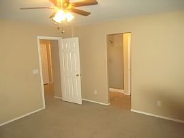 Roomy 4x2 Buckeye Home. Large Loft and All Kitchen Appliances!  in Buckeye, AZ (Photo 10 of 12)