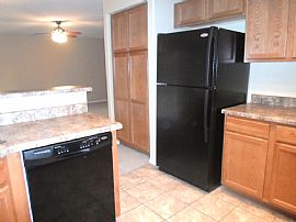 Roomy 4x2 Buckeye Home. Large Loft and All Kitchen Appliances!  in Buckeye, AZ (Photo 3 of 12)