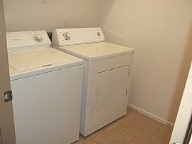 Spacious 5x2.5 Huge Loft Master D/s 3 Car Gar All Appliances! in Laveen, AZ (Photo 10 of 12)