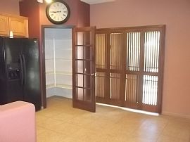 Spacious 5x2.5 Huge Loft Master D/s 3 Car Gar All Appliances! in Laveen, AZ (Photo 4 of 12)