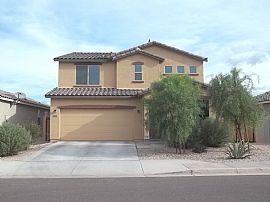 Upgraded Lots of Space! 4x2.5, Granite, Island and Rv Gate  in Tolleson, AZ