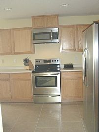  	warm and Inviting 4x2 Phoenix Home. All Appliances Included!  in Phoenix, AZ (Photo 4 of 12)