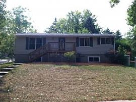 Short Term Lease Available-Move in Today! Park, Fenced Yard in Madison, WI