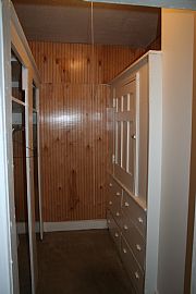 Center Square 3-Br with Parking        in Albany, NY (Photo 6 of 7)