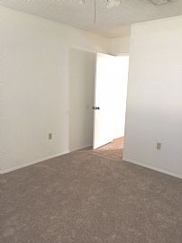  	bright 3x2.5 Two-Story Conveniently Located at Val Vista and  in Gilbert, AZ (Photo 10 of 12)