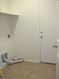 Bright 5 Bedroom, 1 Guest Bed Downstairs! New Carpet and Lots of in Laveen, AZ (Photo 10 of 12)