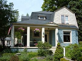 Beautiful 3 Bedroom, 1.5 Bath Home in The Village of Bellaire in Bellaire, MI