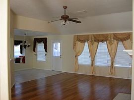 4 Bedrooms,  Katy, Fry Rd – Beautiful!like a Model Home! in Katy, TX (Photo 2 of 8)