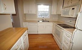 Great 3bed 1.5bath in a Great Location of Cul-De Sac in Penfield, NY