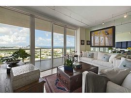 Two Bedroom Apartment in Miami Beach, FL (Photo 5 of 10)