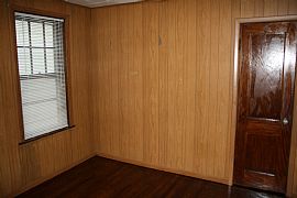 Large 3 Bedroom Apartment-Walk to Albany Med/law/pharm in Albany, NY (Photo 10 of 11)