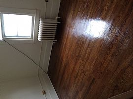 Large 3 Bedroom Apartment-Walk to Albany Med/law/pharm in Albany, NY (Photo 9 of 11)
