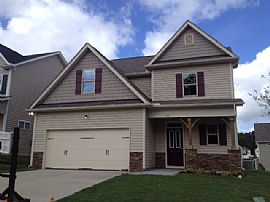 Beautiful Brand New 3 Bedroom W/bonus Room 2.5bth,Many Upgrades in Clayton, NC
