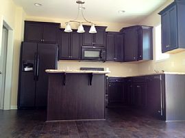 Beautiful Brand New 3 Bedroom W/bonus Room 2.5bth,Many Upgrades in Clayton, NC (Photo 3 of 3)