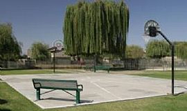 2 Bedroom Townhome in Corcoran, CA (Photo 10 of 11)