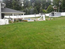 Gorgeous 5 Bed Pool House in Du Bois, PA (Photo 11 of 12)