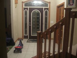 Gorgeous 5 Bed Pool House in Du Bois, PA (Photo 4 of 12)