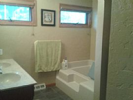 Gorgeous 5 Bed Pool House in Du Bois, PA (Photo 8 of 12)