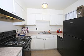 Beautiful Renovated 1br For Rent! in Tempe, AZ (Photo 4 of 7)