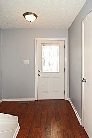 Cozy Hideaway  in Lawrence, IN (Photo 2 of 12)