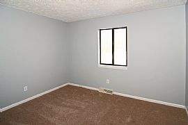 Cozy Hideaway  in Lawrence, IN (Photo 7 of 12)