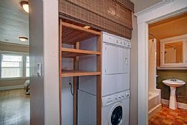 Charming 1 Bedroom/1 Bath Condo in Berkeley, CA (Photo 4 of 12)