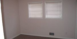 Nice 3 Beds Rooms and 2 Baths in Atlanta, GA (Photo 7 of 9)