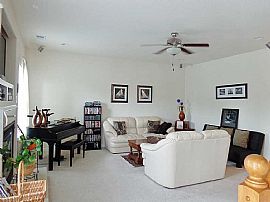 4 Bedroom in Virginia Beach in Virginia Beach, VA (Photo 6 of 6)