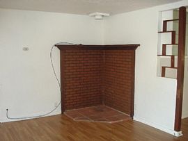 3 Beds1 Bath1,080 Sqft in Sacramento, CA (Photo 3 of 3)