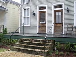   Wonderful 3bdrm 1.5bath in a Step to St Charles in New Orleans, LA (Photo 2 of 7)