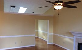 This Is a Rent a Dollhouse Single Family Home in Lexington, KY (Photo 2 of 7)