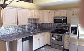 This Is a Rent a Dollhouse Single Family Home in Lexington, KY (Photo 4 of 7)