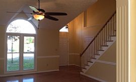 This Is a Rent a Dollhouse Single Family Home in Lexington, KY (Photo 6 of 7)