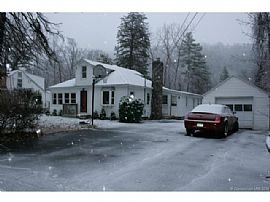 A Single Family Home in Avon,Ct in Avon, CT