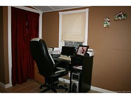 A Single Family Home in Avon,Ct in Avon, CT (Photo 11 of 12)