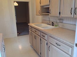 2 Beds1 Bath Apartment For Rent in Altoona, PA (Photo 5 of 6)