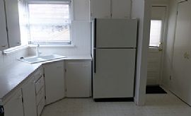 Cute Bungalow in Great Location! in Denver, CO (Photo 2 of 5)