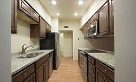   Wonderful 4bedrm 2bth in Nice Neighborhood in Tempe, AZ (Photo 9 of 9)