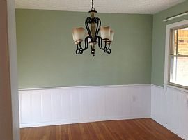 Spacious 3bed 2 Bath Home with Covered Porch, Patio, Fenced Bac in Virginia Beach, VA (Photo 12 of 12)