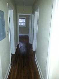 Beautiful Move in Ready Ranch Conveniently Located to Downtown in Atlanta, GA (Photo 2 of 9)