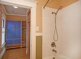 Charming 1 Bedroom/1 Bath Condo in Berkeley, CA (Photo 5 of 12)