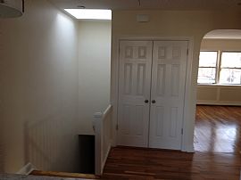 Sunny 2 Bedroom Apartment with Garage and Driveway in Ridgewood, NY (Photo 3 of 9)