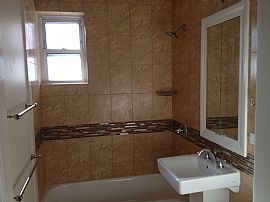 Sunny 2 Bedroom Apartment with Garage and Driveway in Ridgewood, NY (Photo 7 of 9)