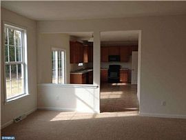  Wonderful 4bedrm 2.5bath in a Nice and Quiet Neighborhood in Magnolia, DE (Photo 2 of 8)