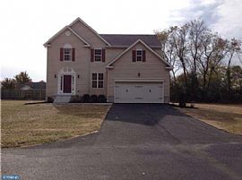  Wonderful 4bedrm 2.5bath in a Nice and Quiet Neighborhood in Magnolia, DE (Photo 6 of 8)