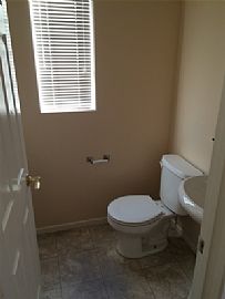  Beautiful Two-Story Home That Features a Large Rooms  in Las Vegas, NV (Photo 3 of 6)