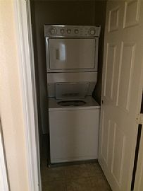  Beautiful Two-Story Home That Features a Large Rooms  in Las Vegas, NV (Photo 6 of 6)